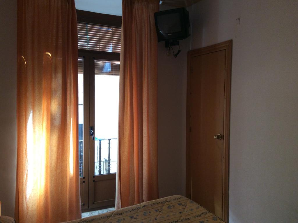 Pension Princesa Granada Exterior photo